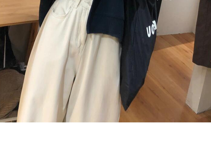 白パンツ ゆったりワイドシルエットパンツ
