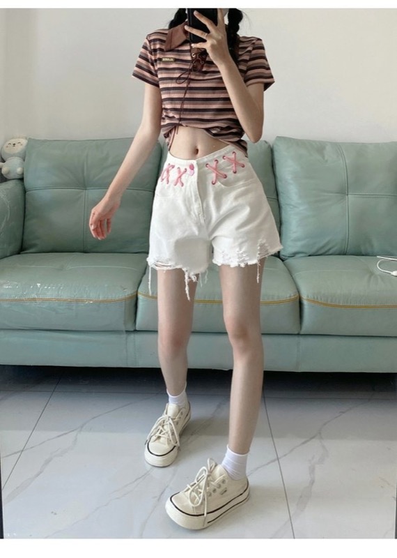 https://fulmo-img-server.com/shiropanstore/d280288d-e0b0-4ab9-9e8e-855944974688.jpg