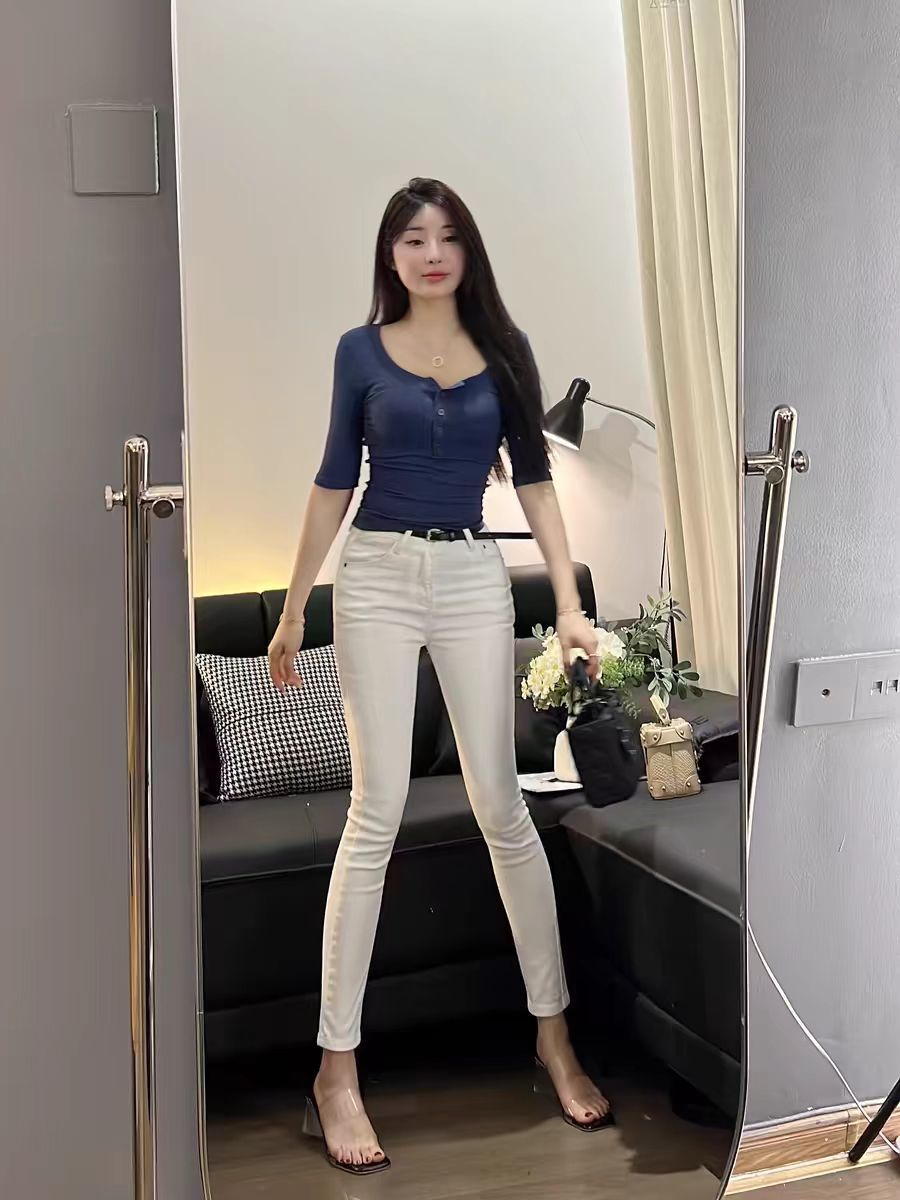 https://fulmo-img-server.com/shiropanstore/d5ac238e-e5be-4f2e-87ce-cde3b68b2982.jpg