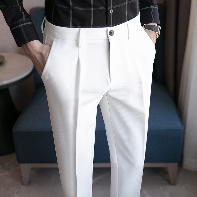白パンツ 上質感スマートテーパードスラックス