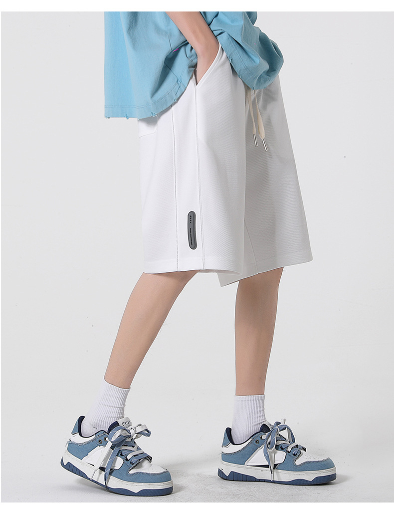 白パンツ リラックスストレートハーフパンツ