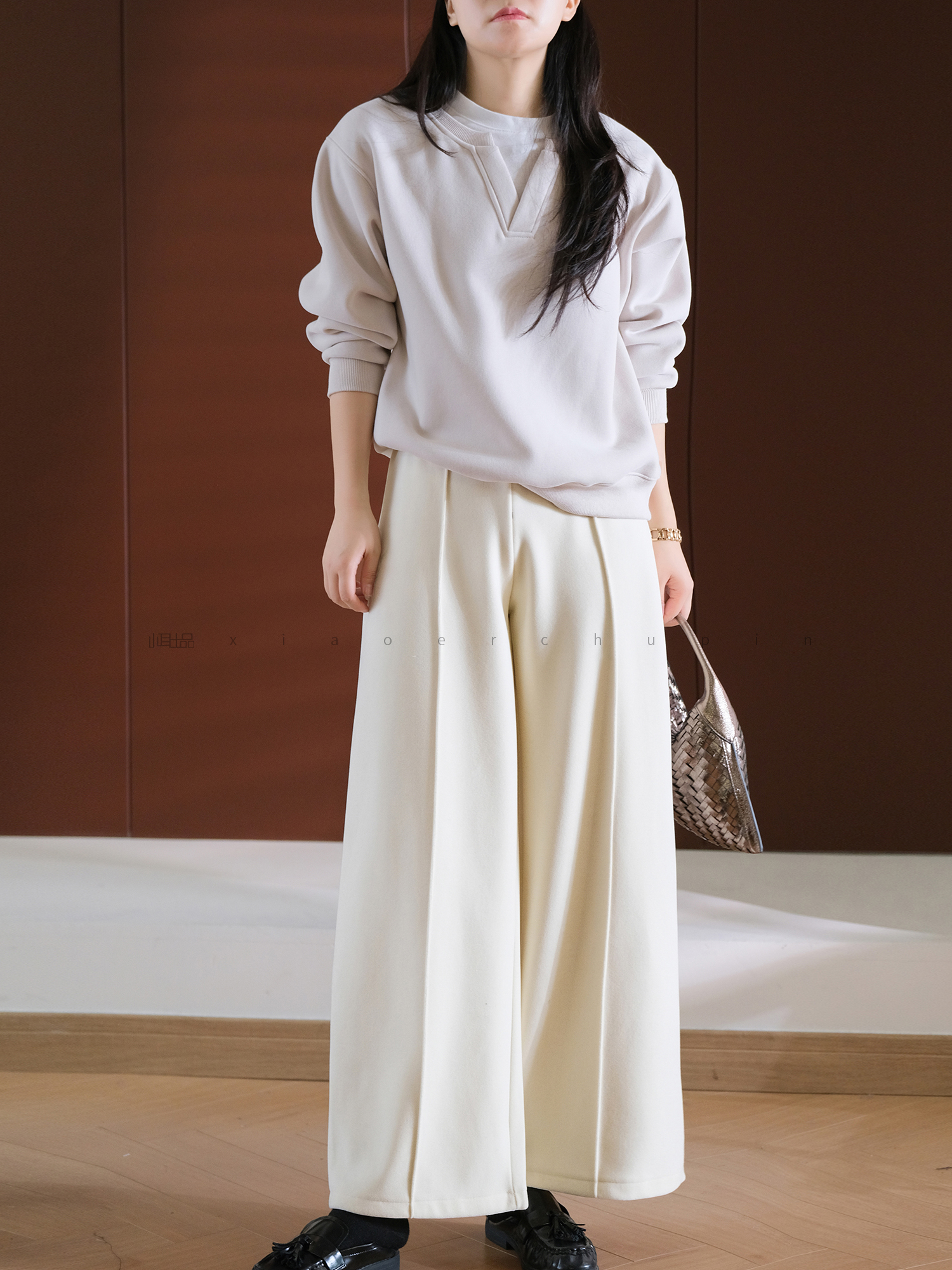 https://fulmo-img-server.com/shiropanstore/e6513340-17b7-4338-9284-d3593a6cbc2b.jpg