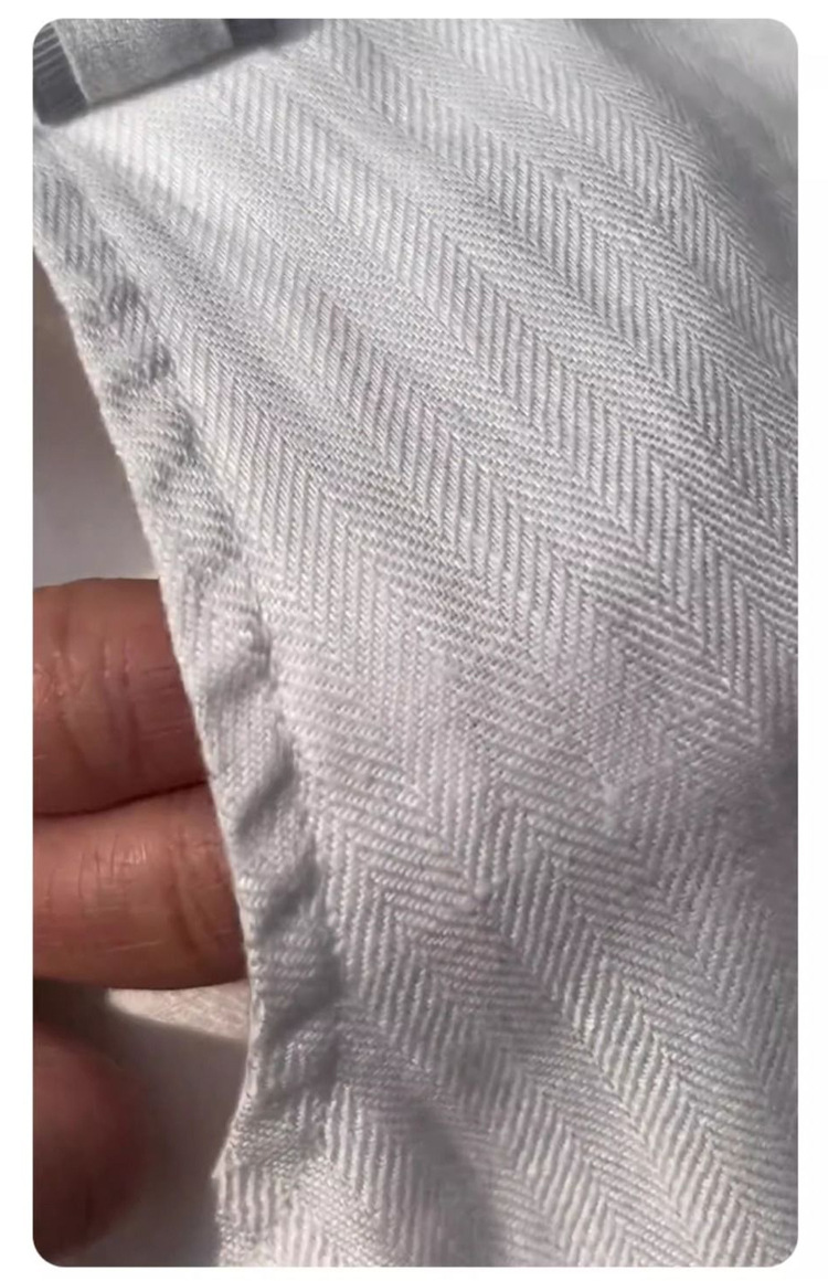 https://fulmo-img-server.com/shiropanstore/f879dafd-46ab-4e62-9c27-8f4f34615c32.jpg