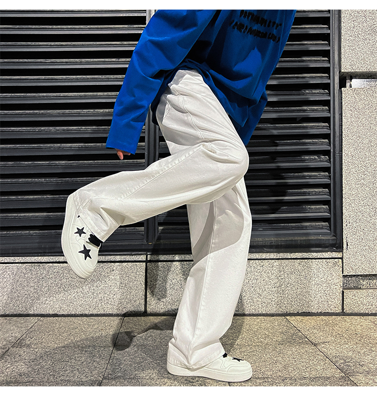 白パンツ シルエット美しいゆったりパンツ