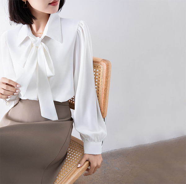 レディースシャツ 二〇二五年新作リボンブラウス白色上品きれいめ