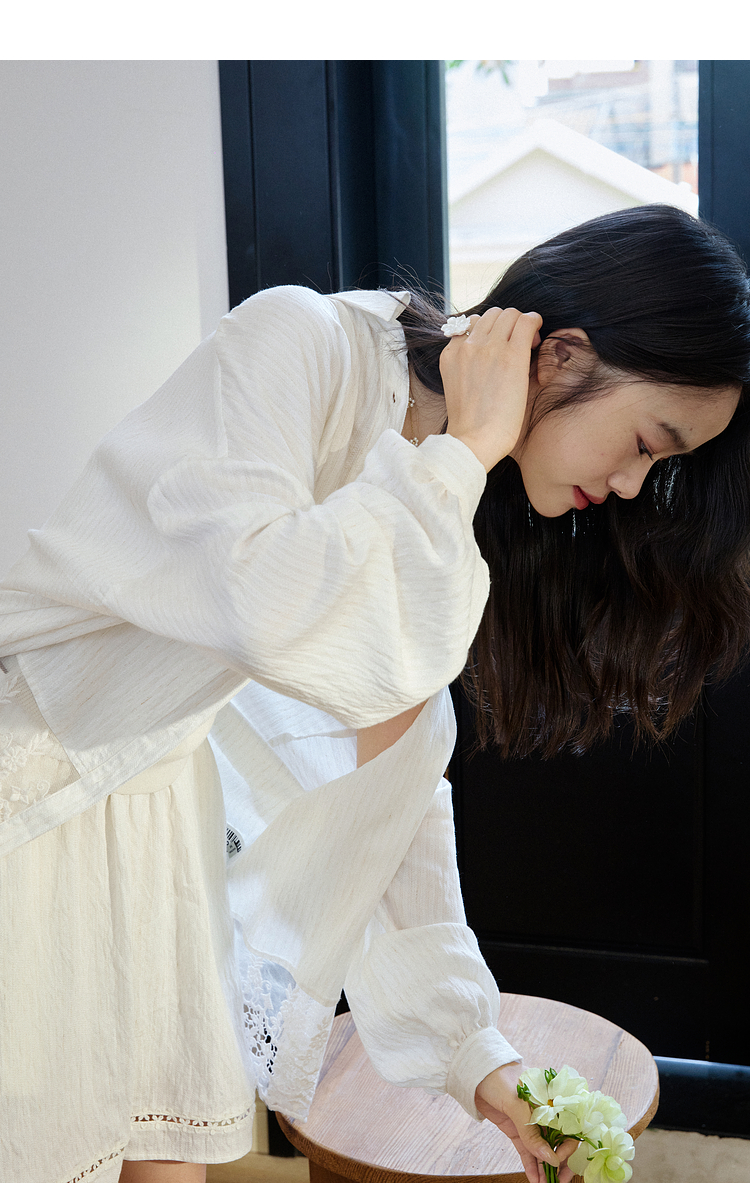 レディースシャツ 優美レース裾リネンシャツ