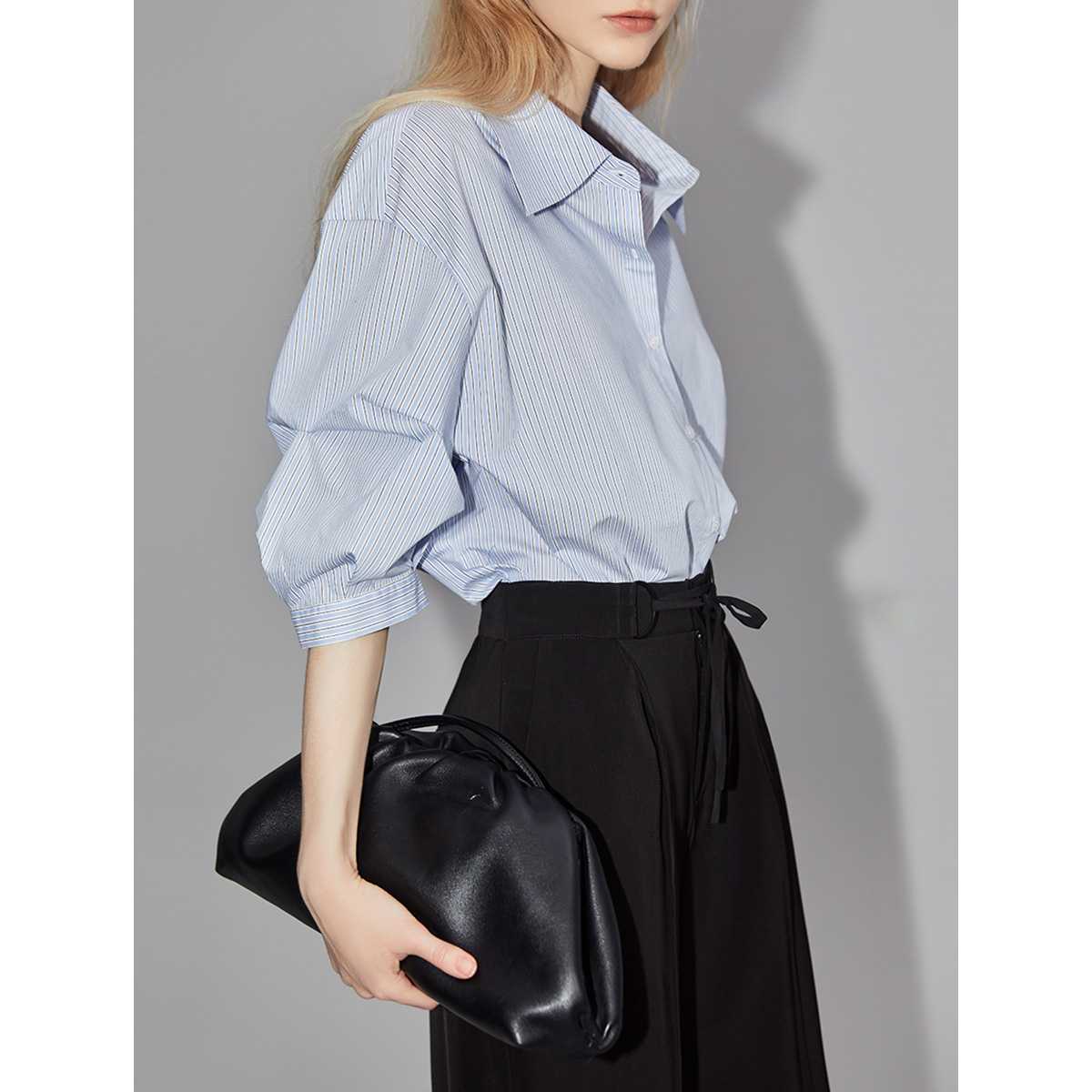 事務作業も楽しくなる！オフィスで映える長袖ブラウス10選