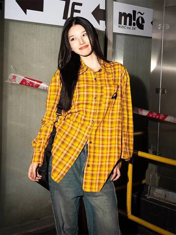 レディースシャツ ゆったりチェック柄オーバーサイズシャツ　長袖