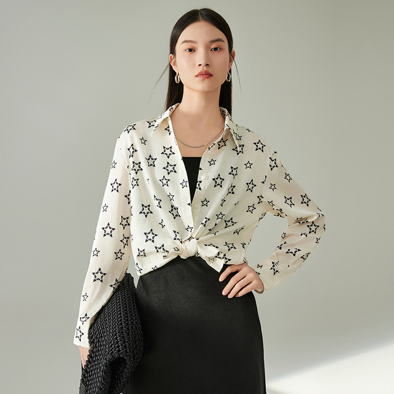 https://fulmo-img-server.com/shirt-tee/3c2989f1-227a-44f4-b01b-6435d696c267.jpg
