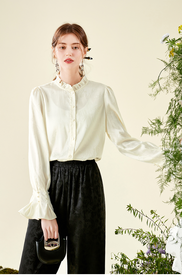 https://fulmo-img-server.com/shirt-tee/3fd22a96-ab01-4bb3-a17b-3d678b40e62b.jpg