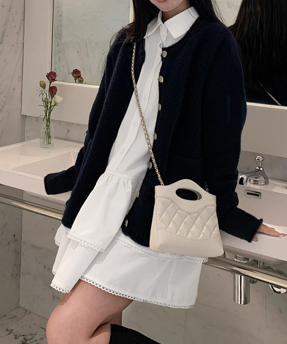 https://fulmo-img-server.com/shirt-tee/9fed46a9-d410-49bb-bdf6-63ca4557f598.jpg