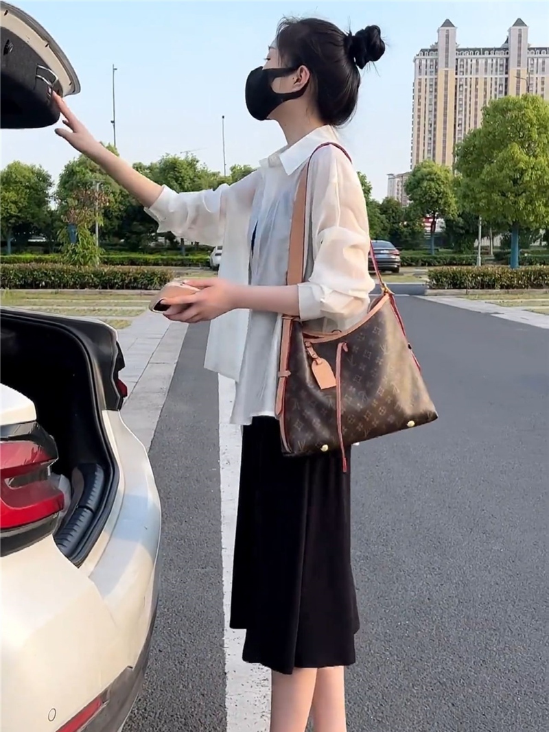 レディースシャツ 背中飾り結びリネンシャツ