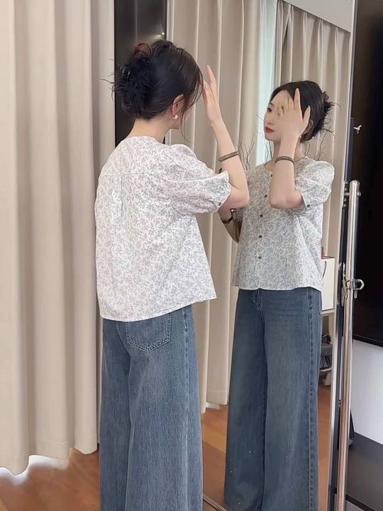 レディースシャツ 優美な小花柄パフスリーブブラウス