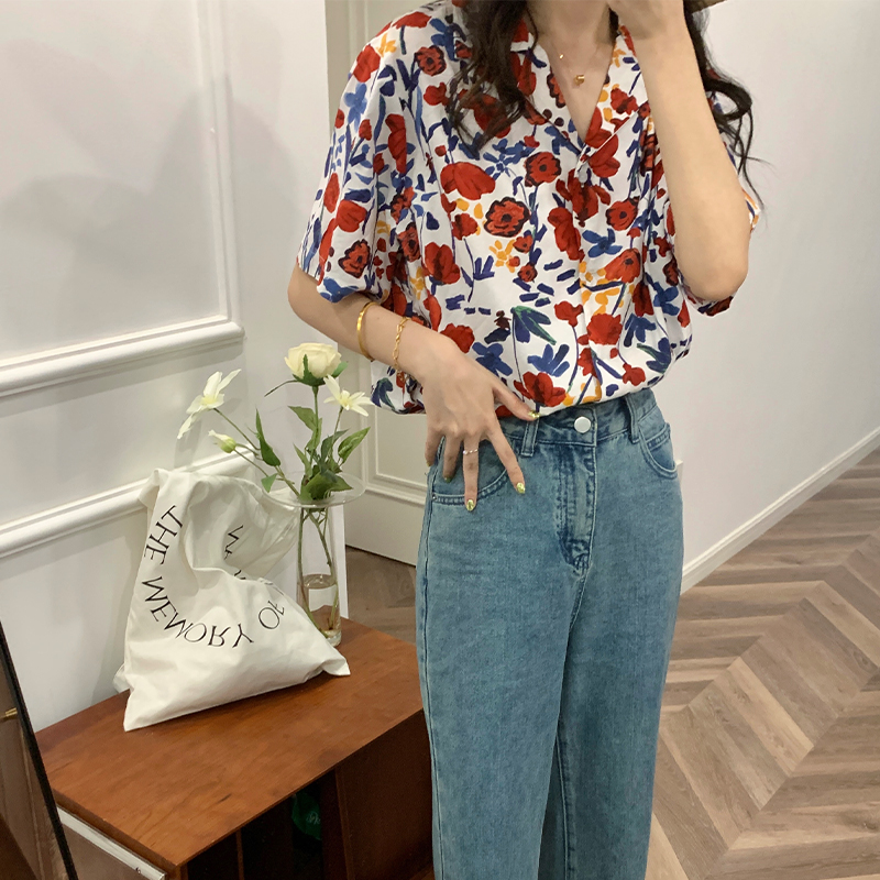 レディースシャツ 野花散りばめシャツ
