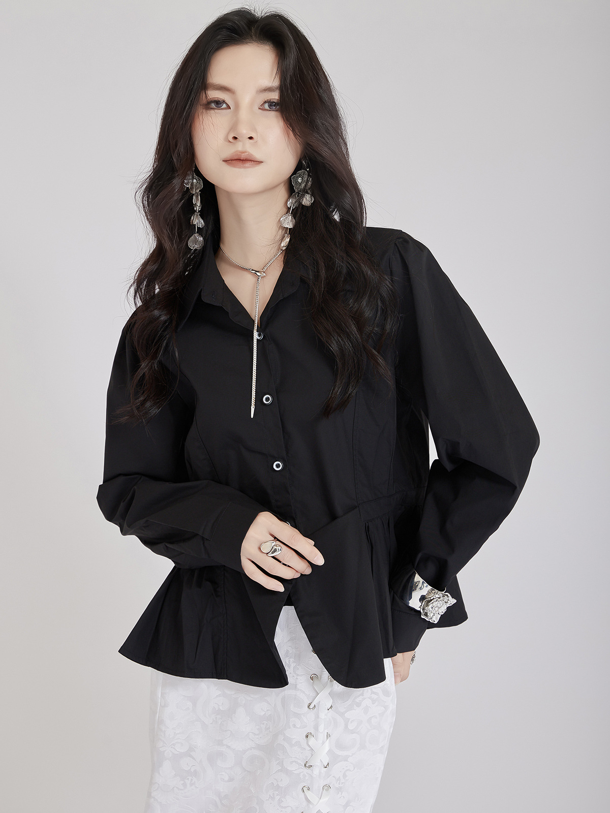 https://fulmo-img-server.com/shirtia/03c0c0e4-8964-4e63-9cee-f4eb66785560.jpg