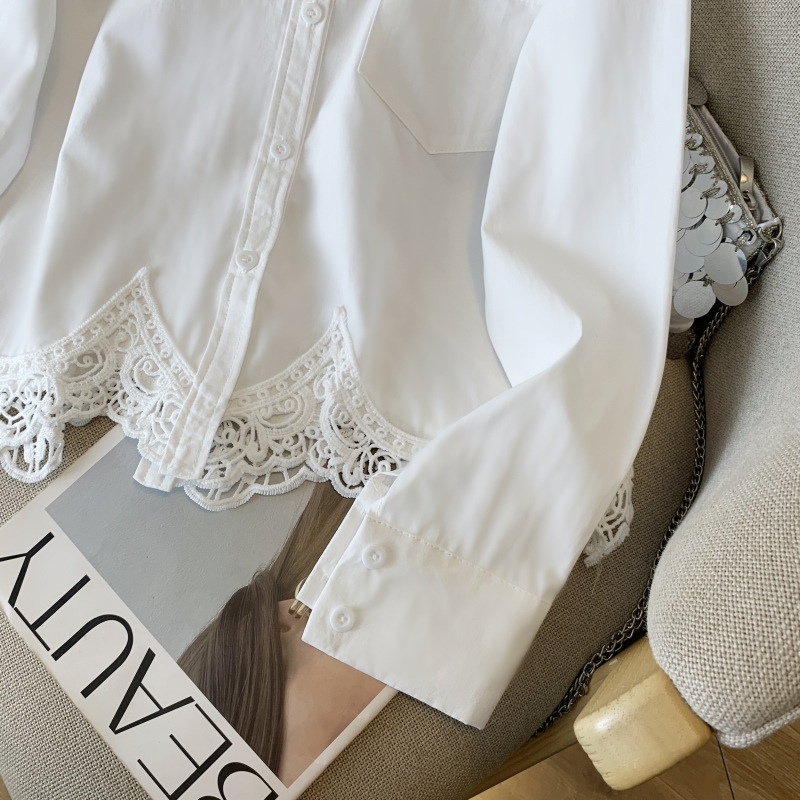 白シャツ 裾レース刺繍が華やかな長袖シャツブラウス