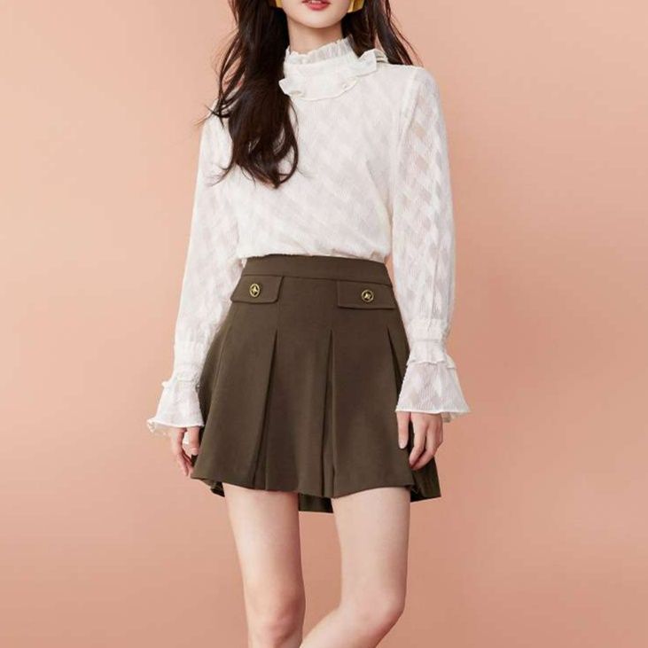 https://fulmo-img-server.com/shirtia/1757657317546_e2bmgd7d_ngxpmd71.jpeg