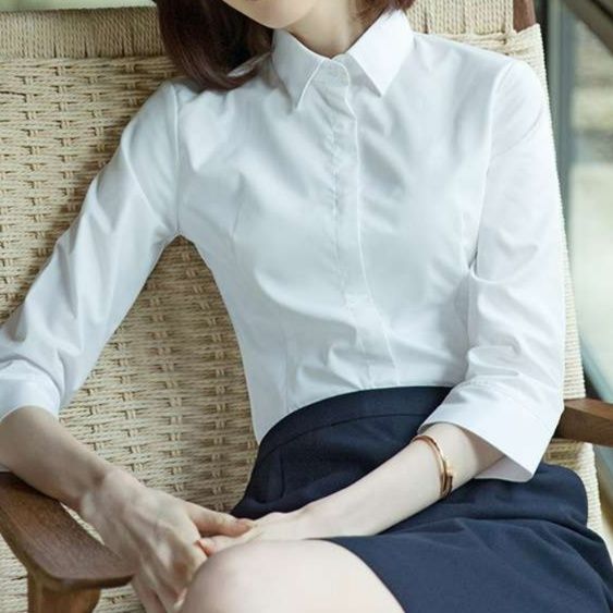 白シャツ　エアリークラシックビジネスブラウス