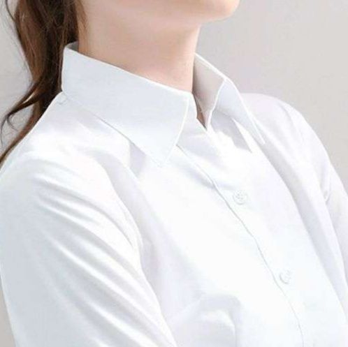 白シャツ　シンプルエレガンスフィットブラウス