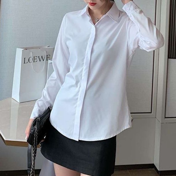 白シャツ　スタイルシェイド