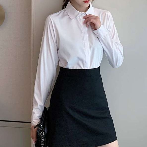 白シャツ　スタイルシェイド