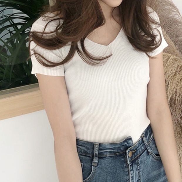 https://fulmo-img-server.com/shirtia/1758524666425_i0jp4cum_fhybk279.jpeg