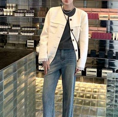 白シャツ　リラックス・ボタンダウンカーディガン