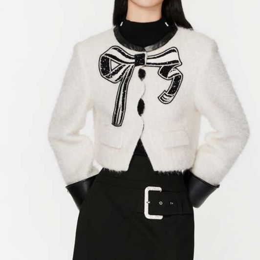 白シャツ　【冬】フェアリーフィット・ショートジャケット