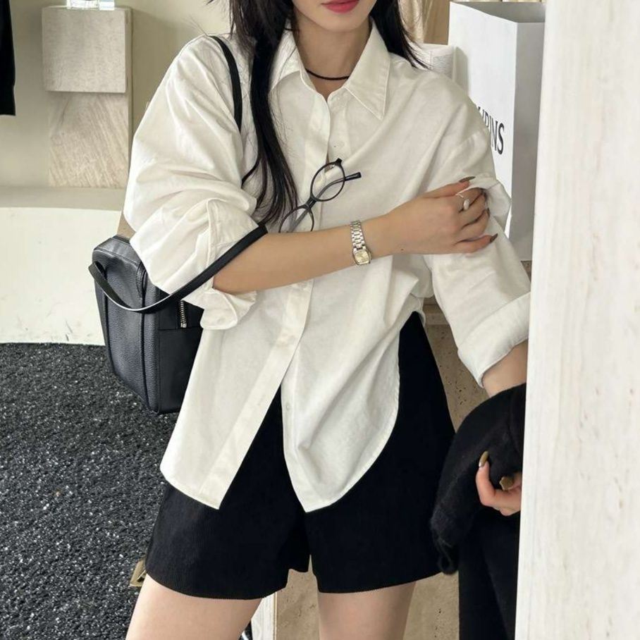 白シャツ　リラックスオーバーシャツ