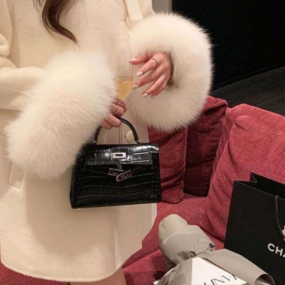 白シャツ　【秋冬】ロマンティック・ファーリボンコート