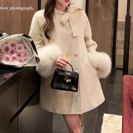 白シャツ　【秋冬】ロマンティック・ファーリボンコート
