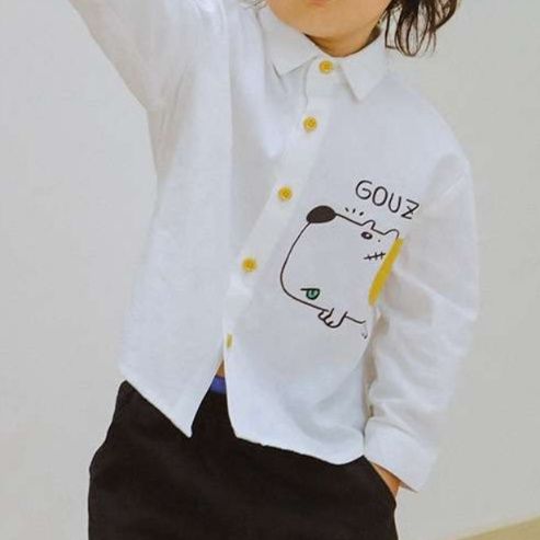 白シャツ　カラフルキッズシャツ