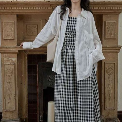 白シャツ　【春秋】エアリーフローシャツ