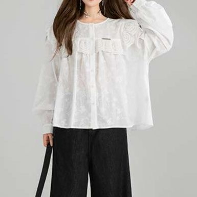 白シャツ　フリルレース優花ブラウス
