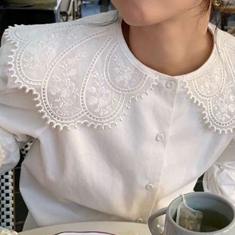 白シャツ　【秋冬】エレガントレースカラーブラウス