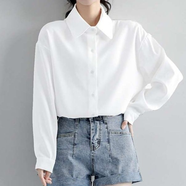 白シャツ　リラックスフィットカラーシャツ