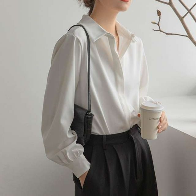 白シャツ　エレガントクラシック オフィスシャツ