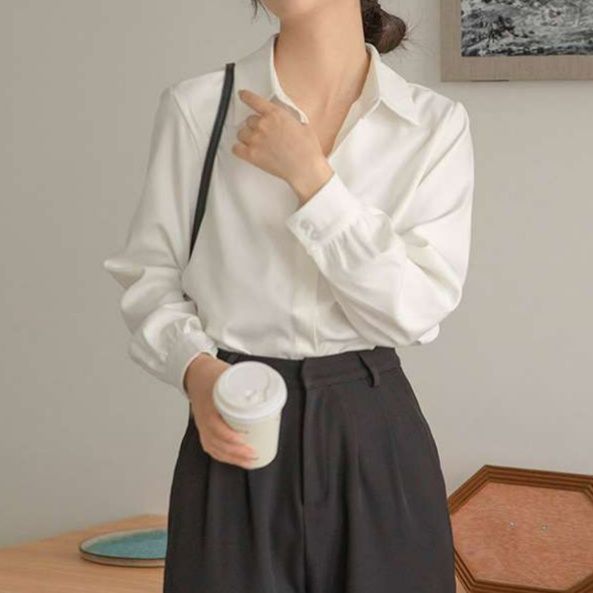 白シャツ　エレガントクラシック オフィスシャツ