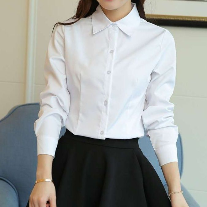 白シャツ　シンプルオフィスシャツ レディース