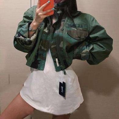 白シャツ　シンプルロングタンク