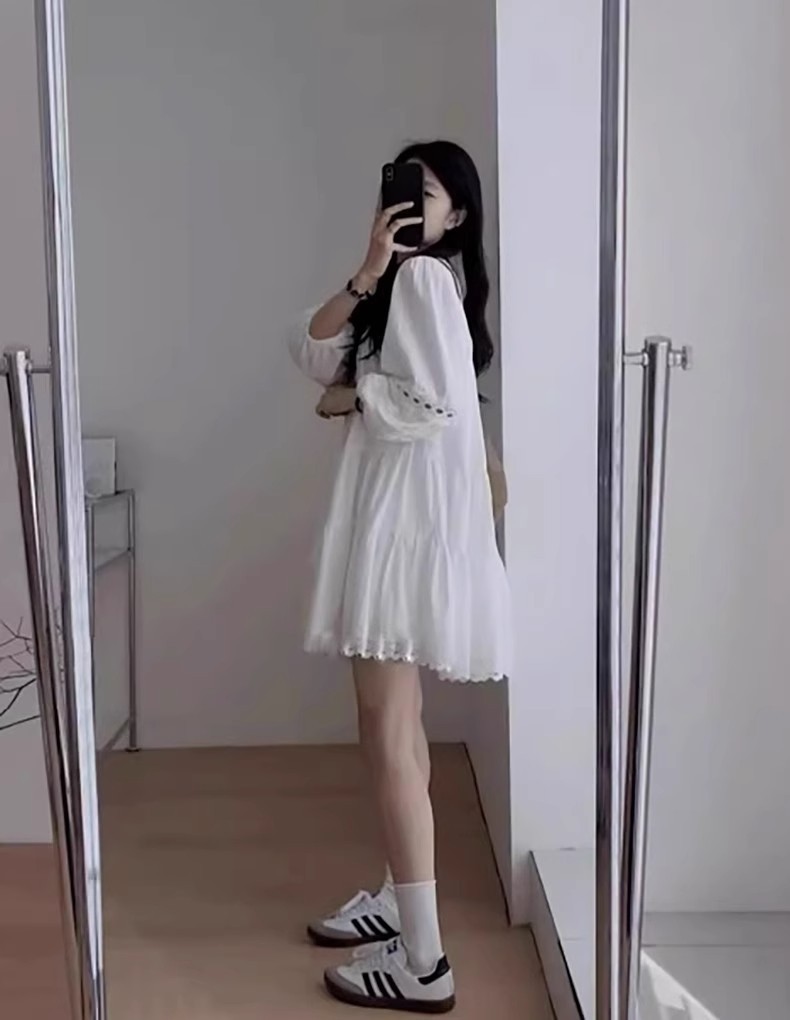 白シャツ パフスリーブティアード刺繍レース白シャツワンピース・ドレス