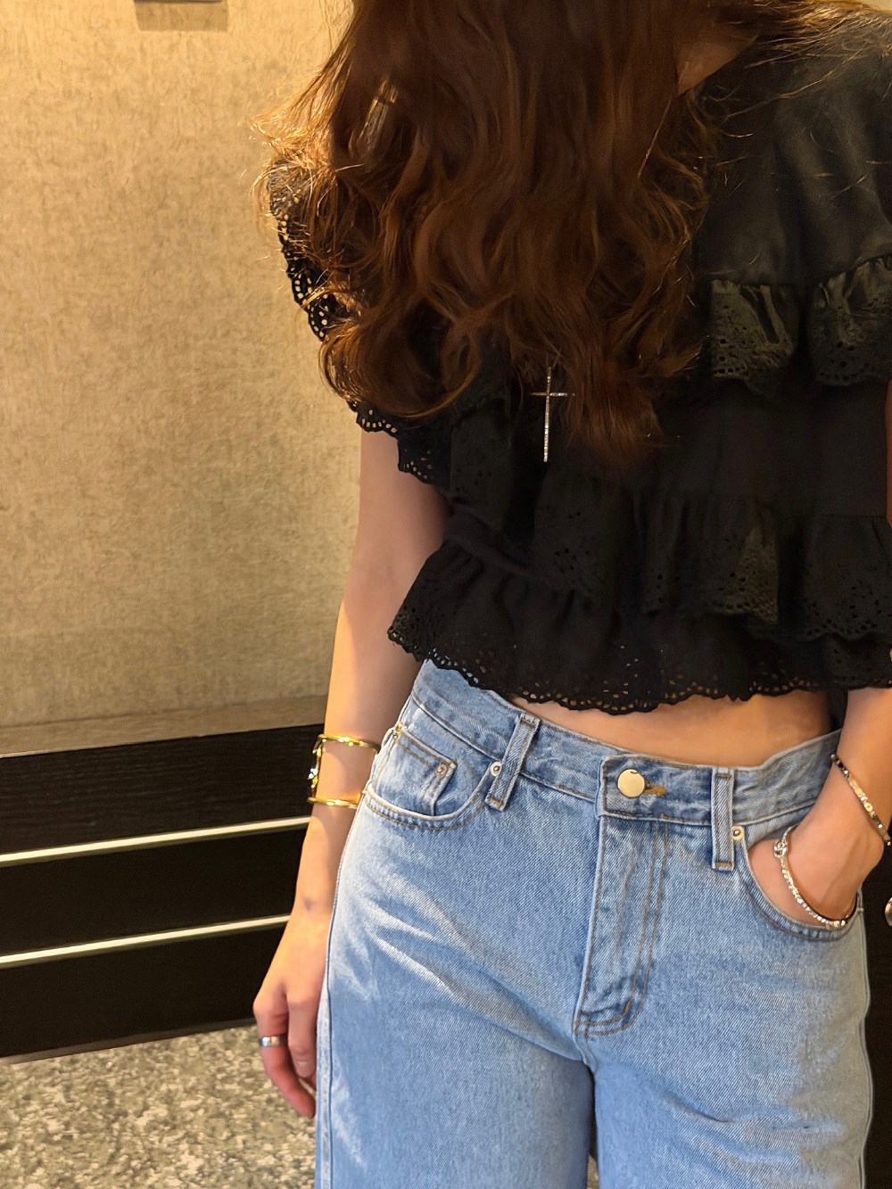 https://fulmo-img-server.com/shirtia/3f1d80e1-81da-4d28-9dc8-314310c27feb.jpg