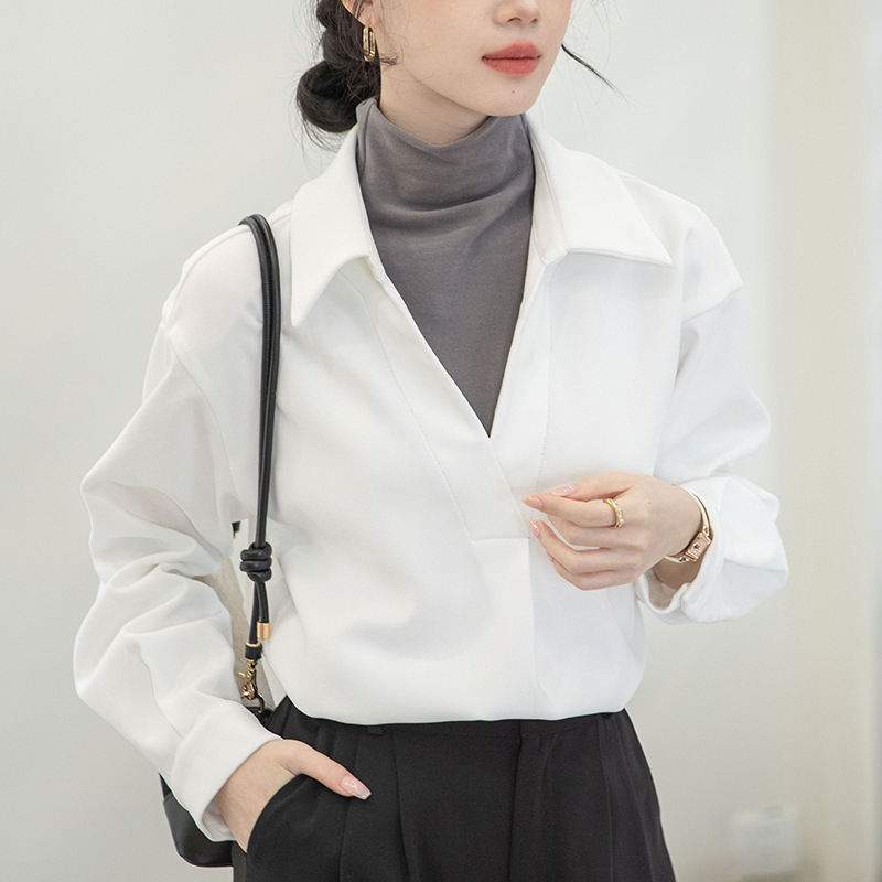 白シャツ 深襟オーバーサイズ長袖シャツ春・秋・冬トップス