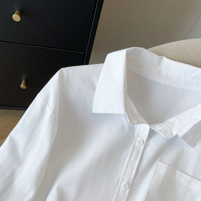 白シャツ 裾レース刺繍が華やかな長袖シャツブラウス