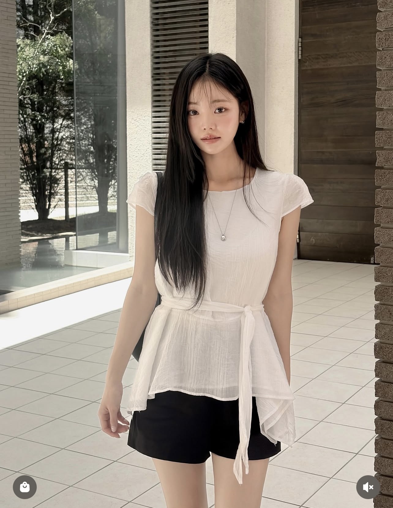 https://fulmo-img-server.com/shirtia/72c6cc31-a3cd-4daa-bae8-8a6545eb5ad7.jpg