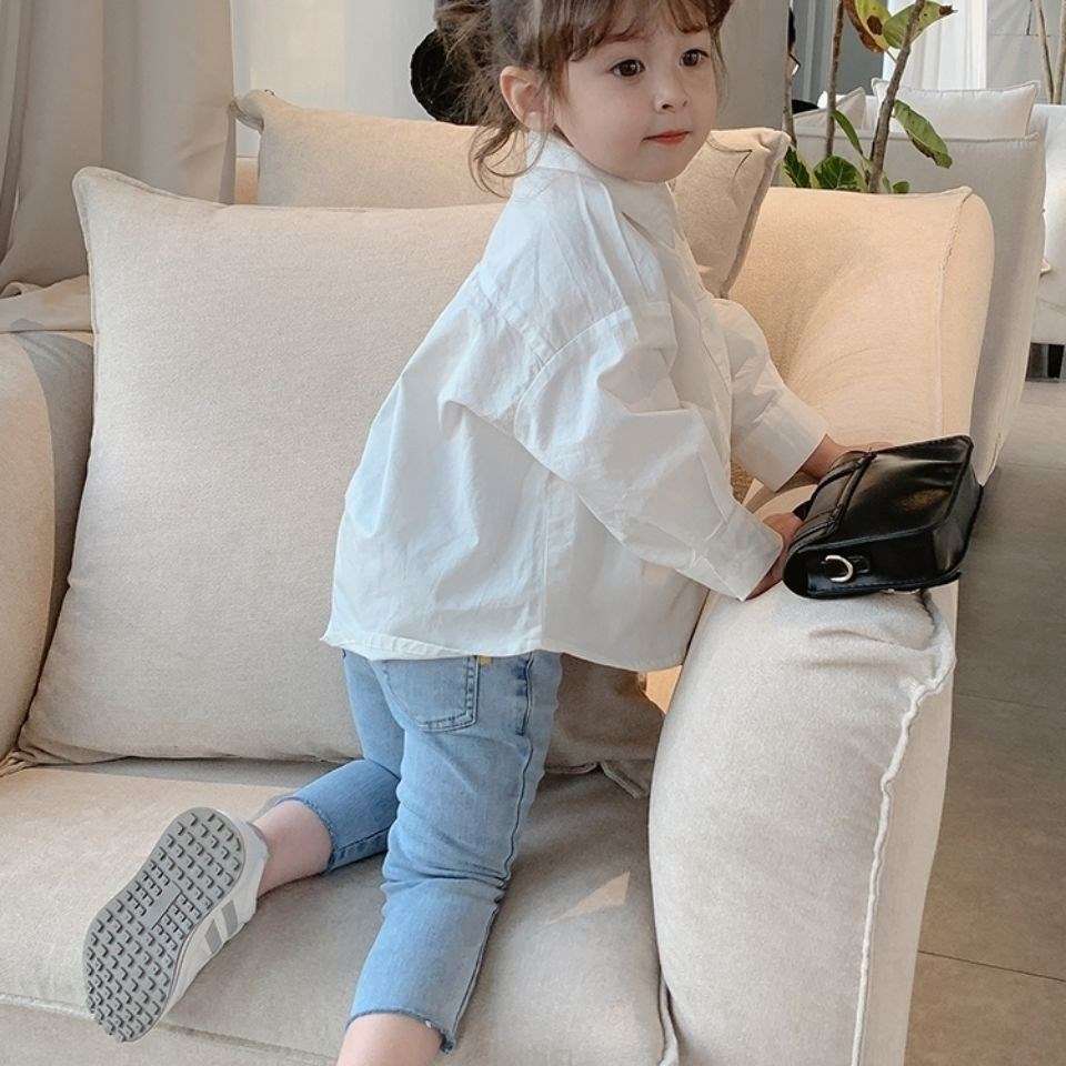 白シャツ ふわっと可愛い子供シャツ