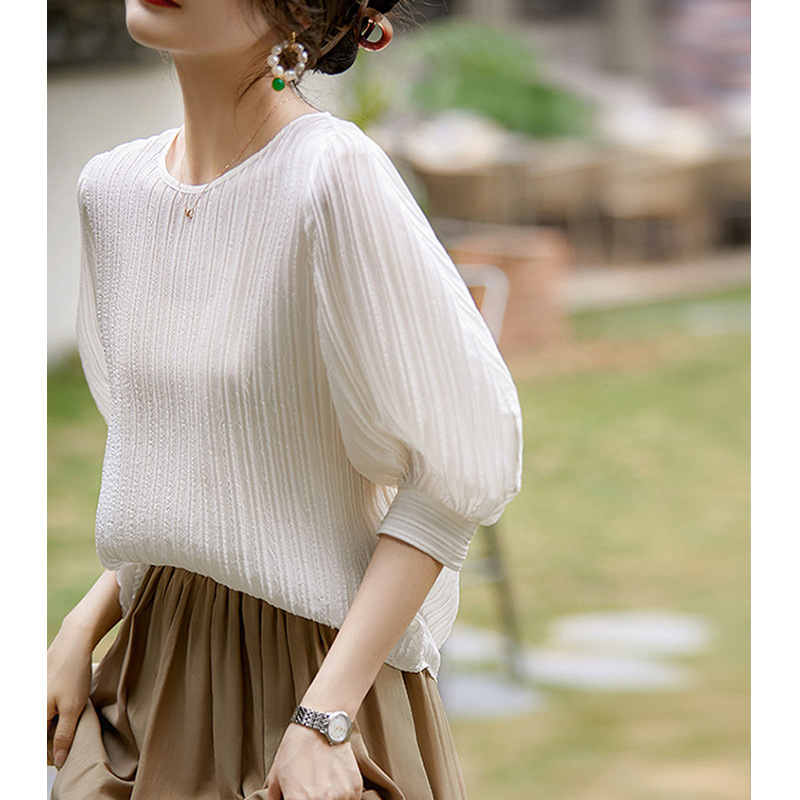 https://fulmo-img-server.com/shirtia/b060a9ea-157e-450b-aaa0-b57638b89792.jpg