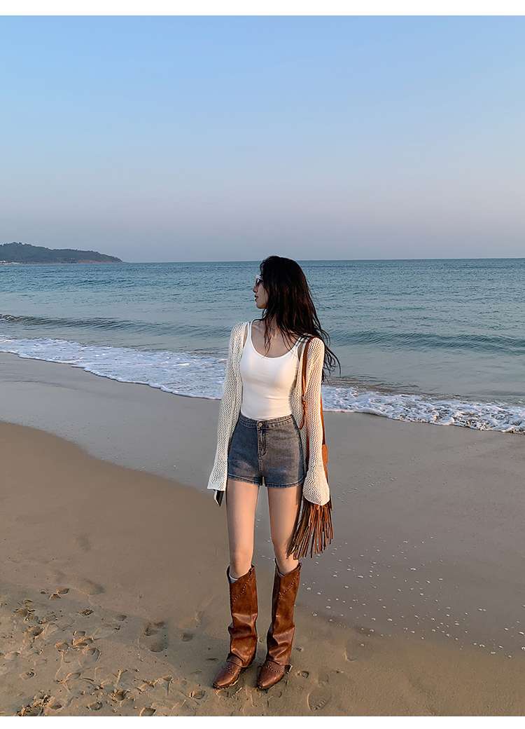https://fulmo-img-server.com/shirtia/c4ed596554dc45daaffe73a0b4fdce69.jepg