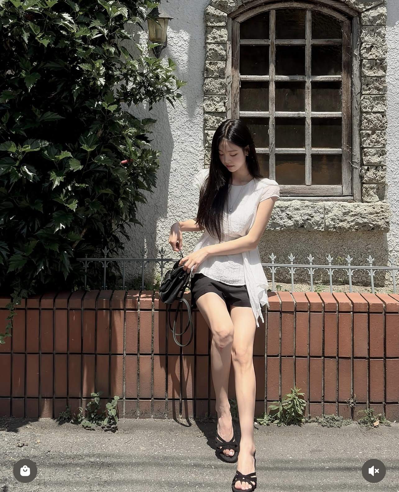 https://fulmo-img-server.com/shirtia/dc5d2adc-b449-4493-8e55-6c65ee9d45b9.jpg