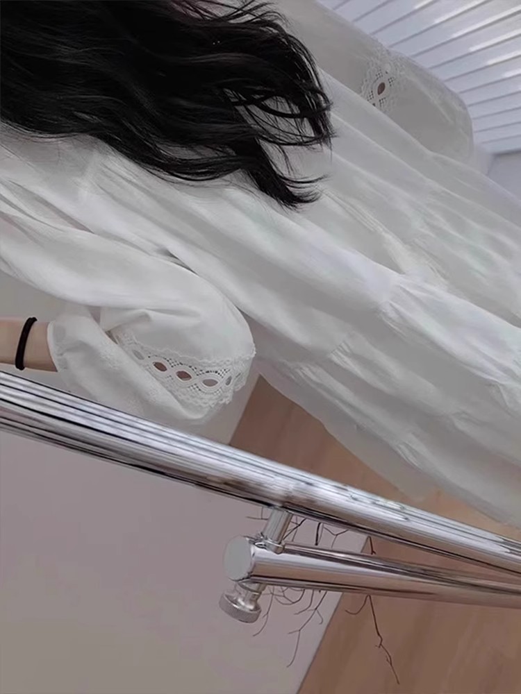 白シャツ パフスリーブティアード刺繍レース白シャツワンピース・ドレス